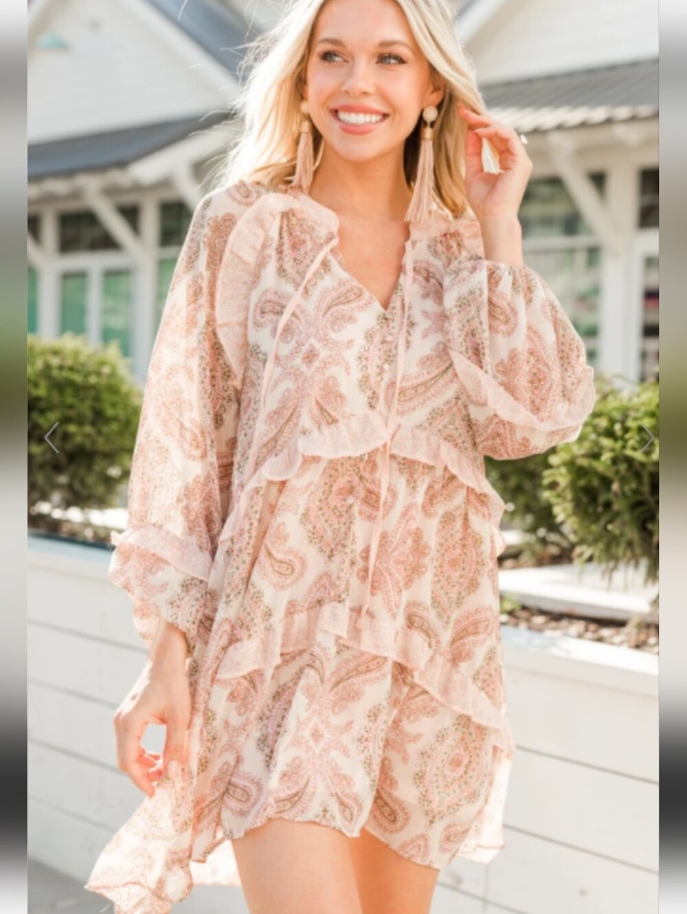 Blu Pepper Blush Cream Paisley Ruffle Mini Dress Size Medium